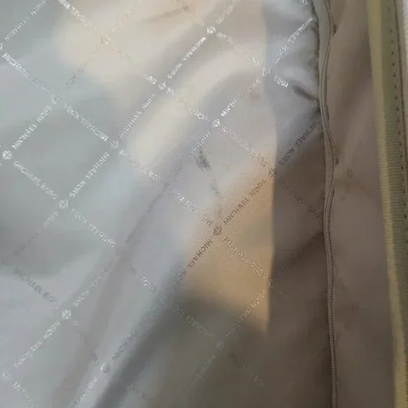 Michael Kors Logo Rolling Travel Trolley Suitcase Carry On Bag - Brown​​ - Picture 5 of 15